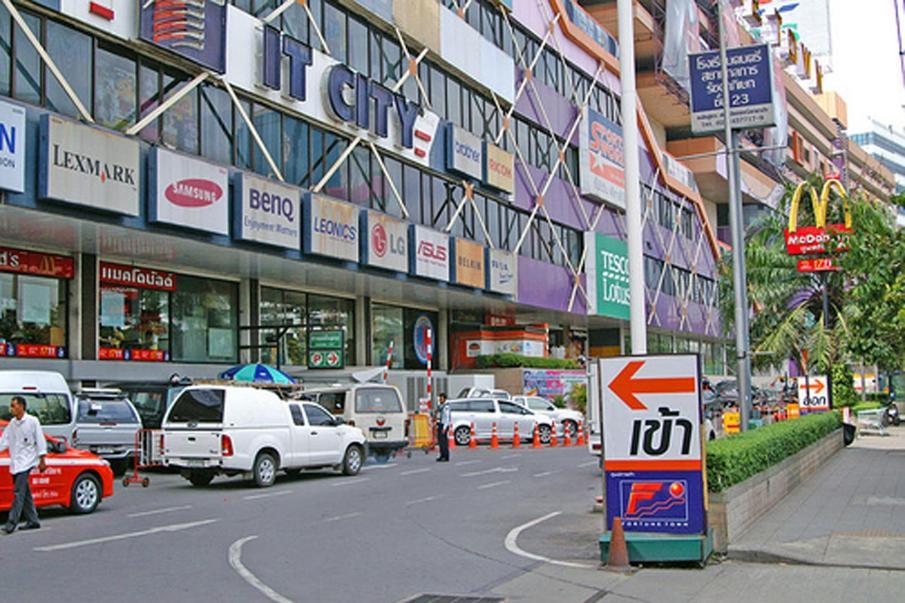 Centric Place Hotel Bangkok Exterior foto